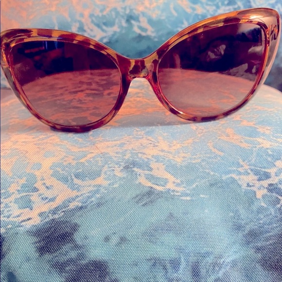 Accessories - TORTOISE SHELL COLOR FRAMES SUNGLASSES